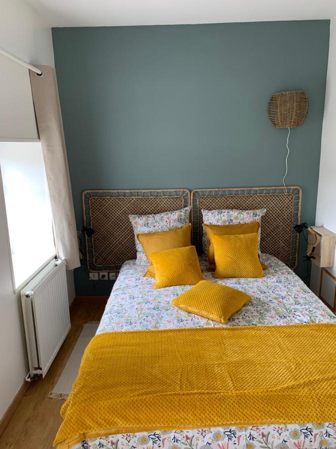 Charmant Appartement Renove Bayeux Exterior foto